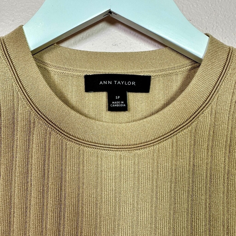 ANN TAYLOR Beige Ribbed Sweater Shell Color,‎ Petite Small - Picture 2 of 6